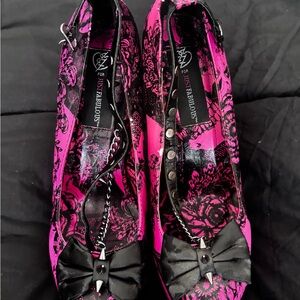 JustFab Pink and Black Women's Shoes with Bows & Studs